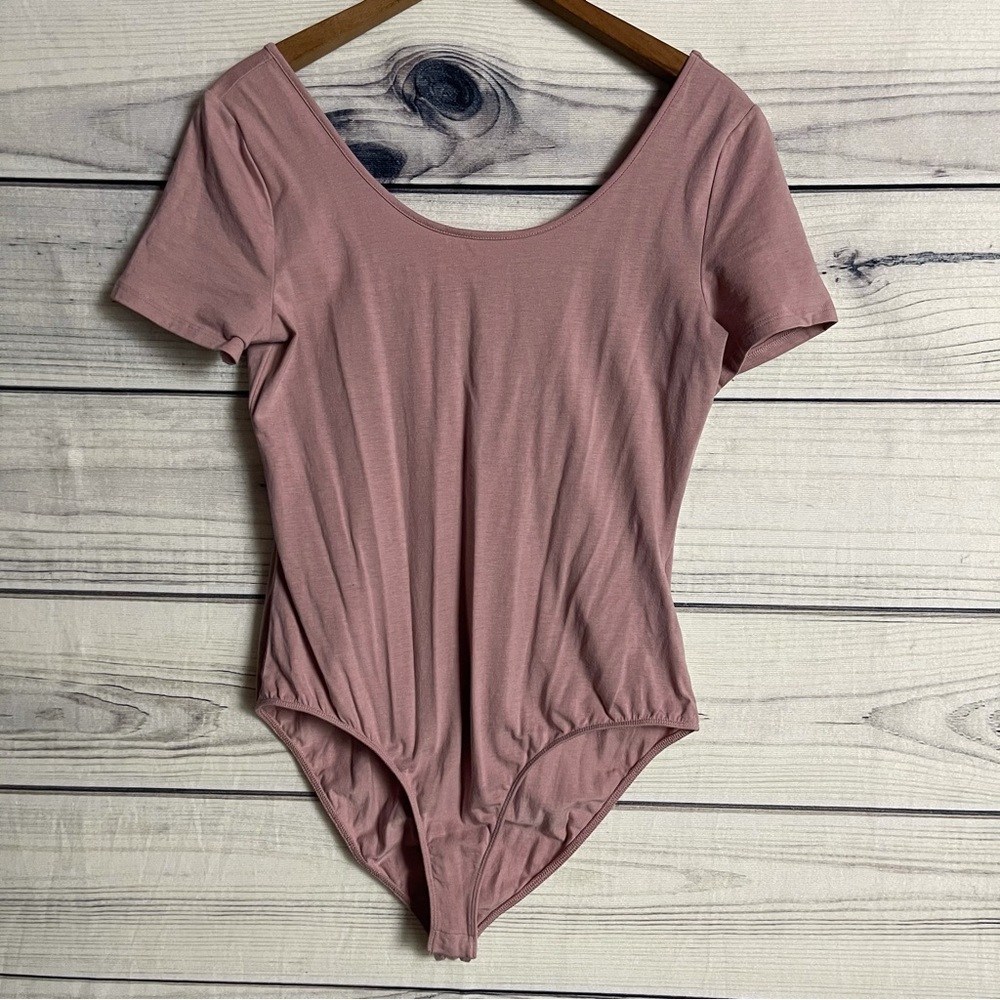 Charlotte Russe Dust Pink Short Sleeve Bodysuit